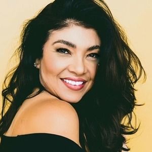 Meet your Posher, Carina